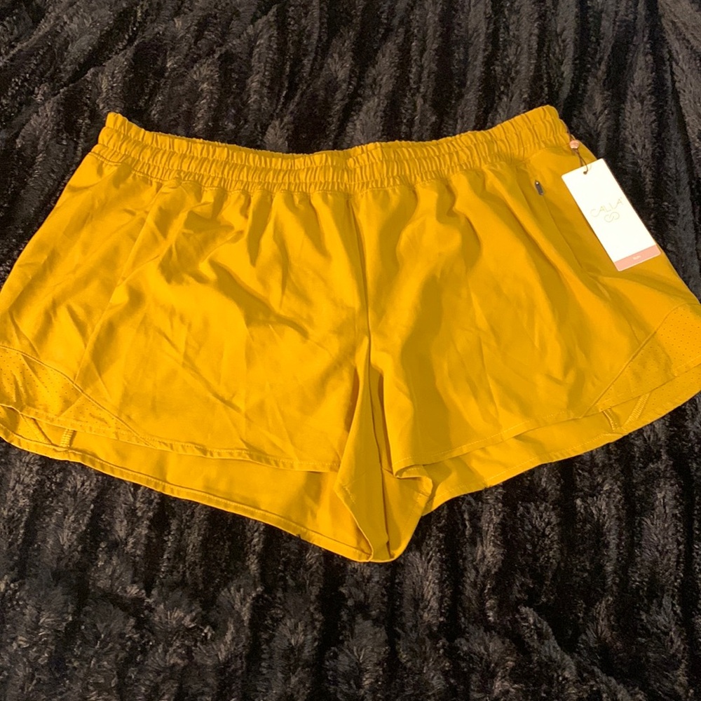 Calia XL Run Shorts Brown Color New with Tag Mid-Rise Infinity Shorts